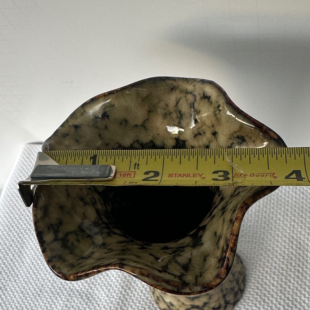 Brown & Tan Speckled 7” Ceramic Vase With Ruffled Rim Tortoise Shell Pattern - Picture 4 of 9